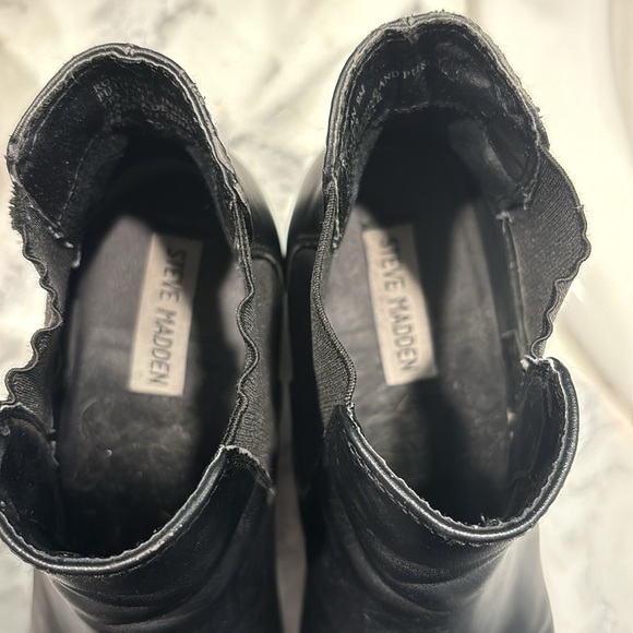 Size 9, new Steve Madden booties - Picture 11 of 14